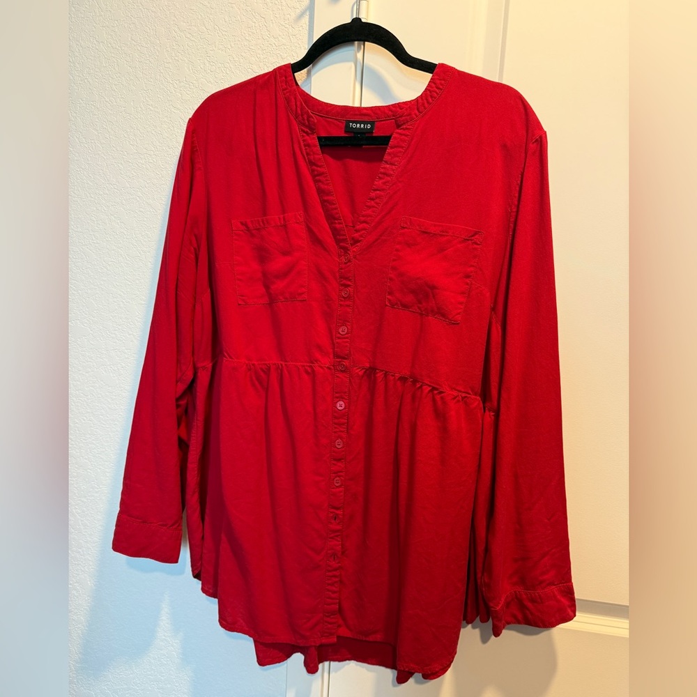 Torrid Red Tunic Blouse (Torrid size 1 = size 14/16)
